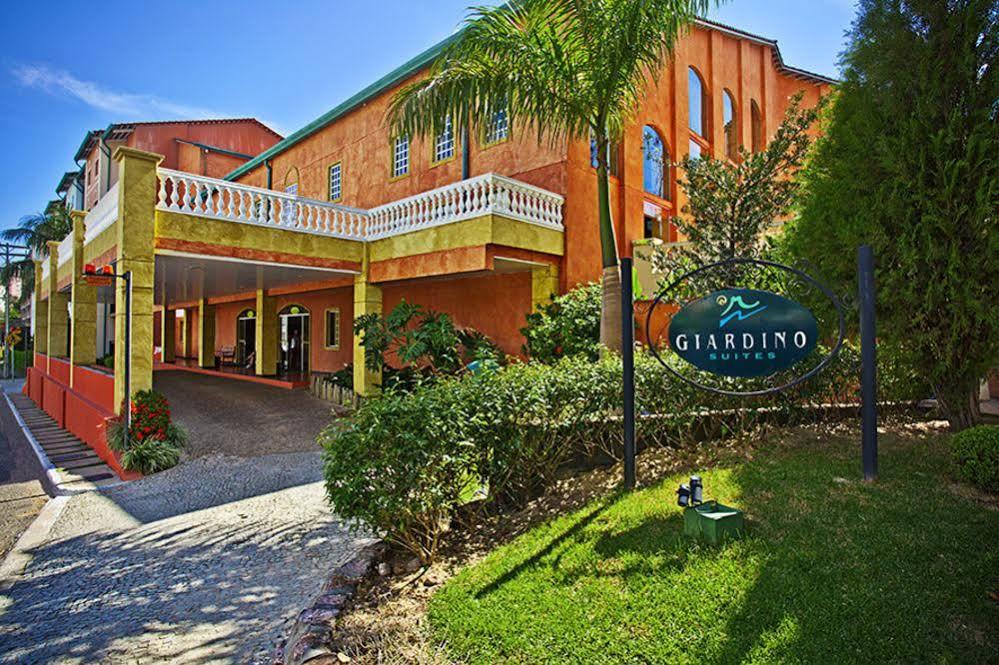 - Giardino Resort Rio Quente